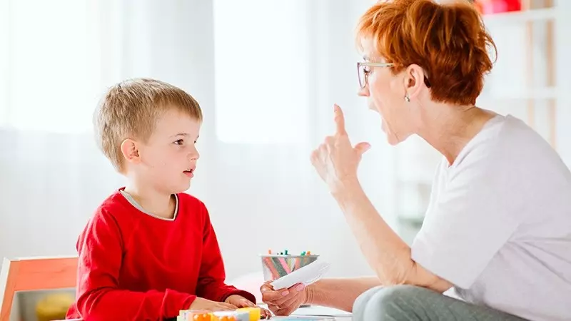 Prawidłowy rozwój mowy u dziecka ze spektrum autyzmu